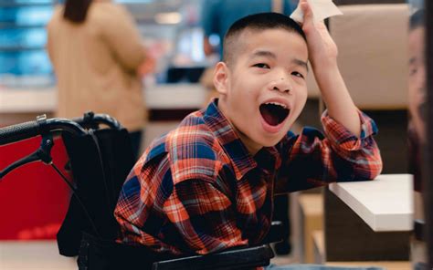 Handicapped in Tagalog.